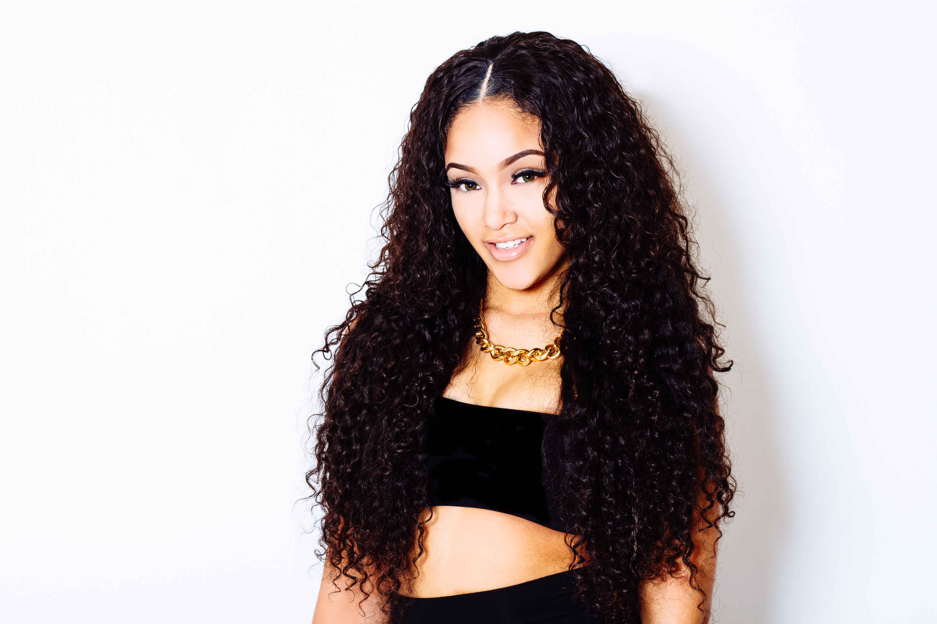 Check The Most Important Benefits Of Inverted Bob For Curly Hair